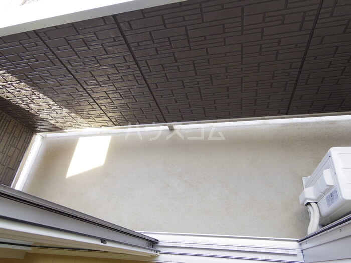 13/23 バルコニー