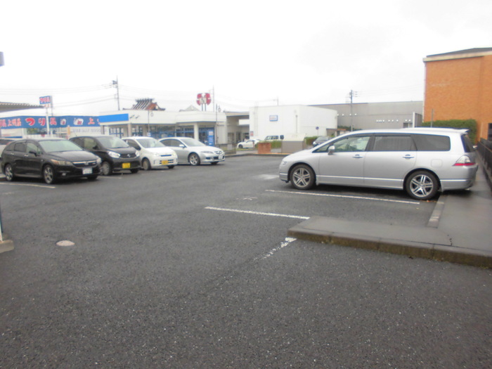 19/28 駐車場
