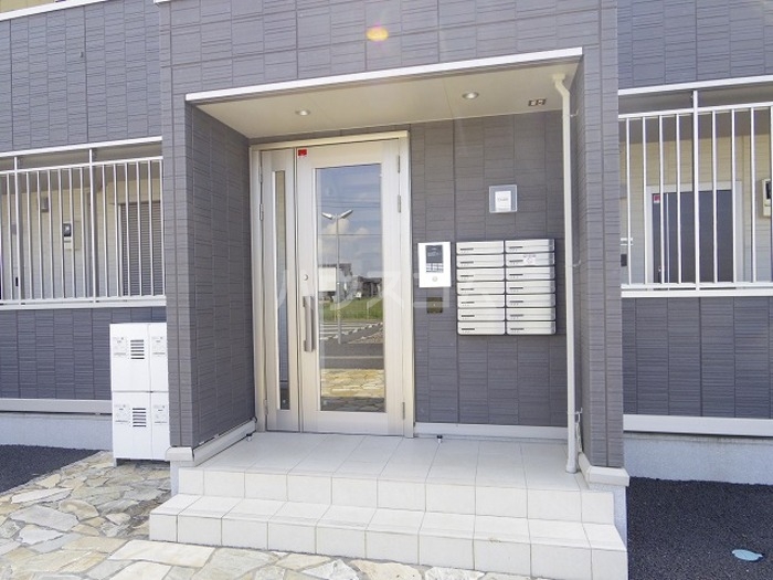 19/28 エントランス