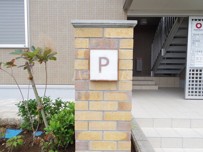 18/26 エントランス