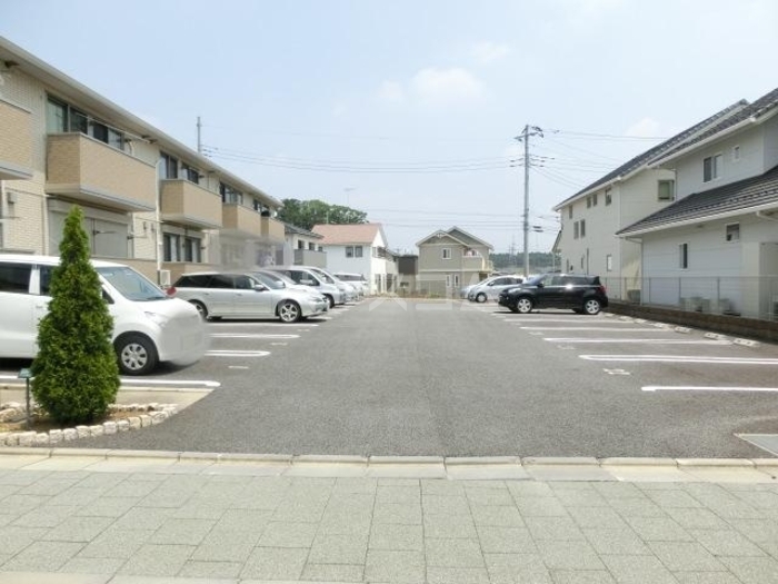 3/4 駐車場