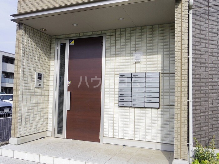 19/22 エントランス