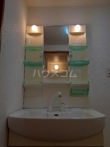 13/30 洗面