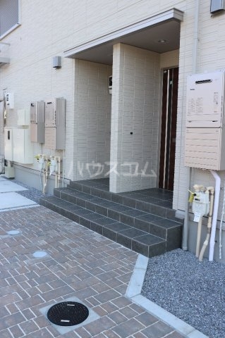 2/5 エントランス