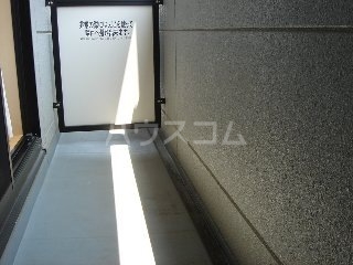 21/26 バルコニー