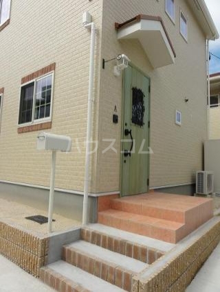 14/19 エントランス