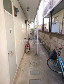 2/3 エントランス