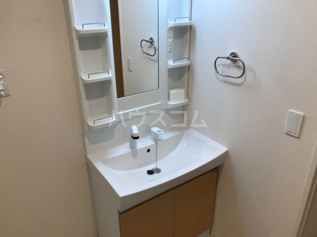 14/25 洗面