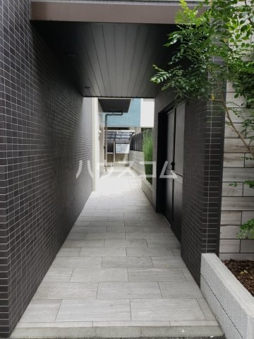 14/19 エントランス