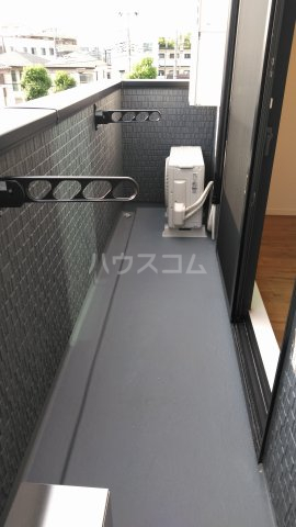 19/30 バルコニー