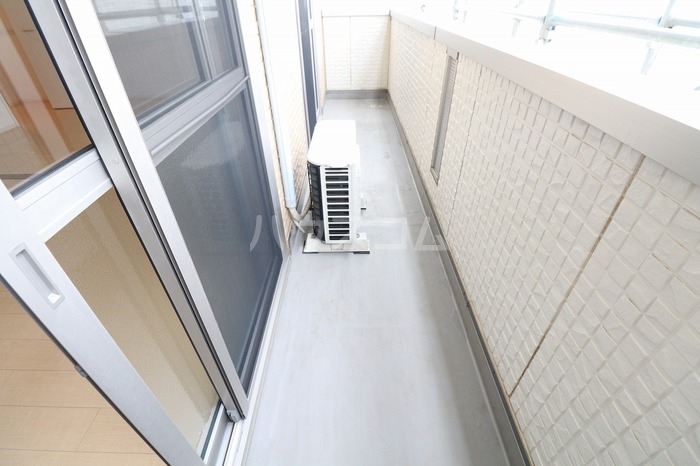 13/23 バルコニー