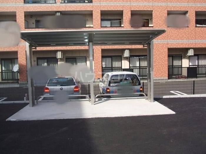 14/22 エントランス