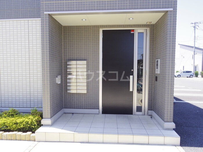 14/19 エントランス