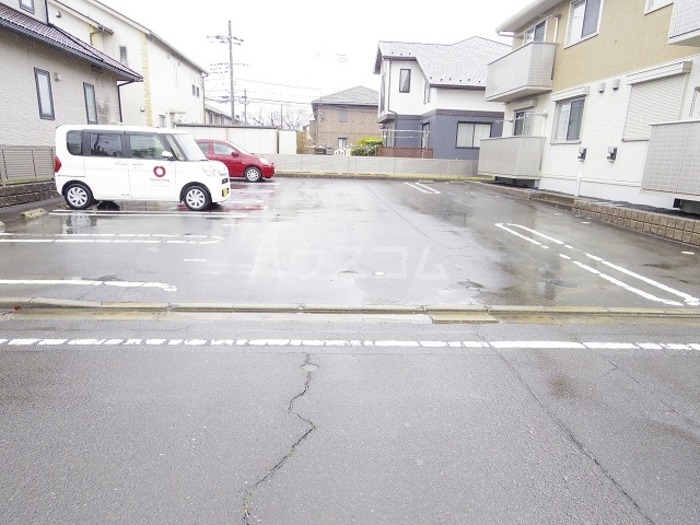 20/22 駐車場