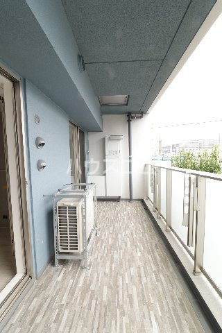 19/30 バルコニー