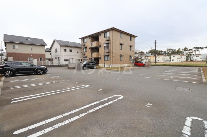 2/6 駐車場