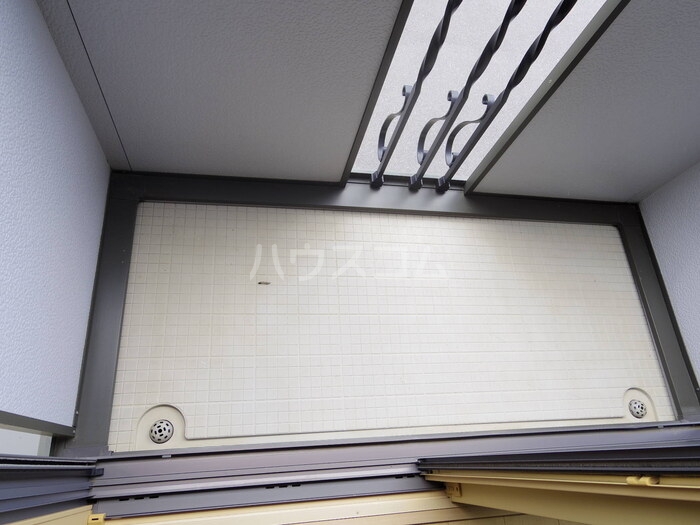 13/23 バルコニー