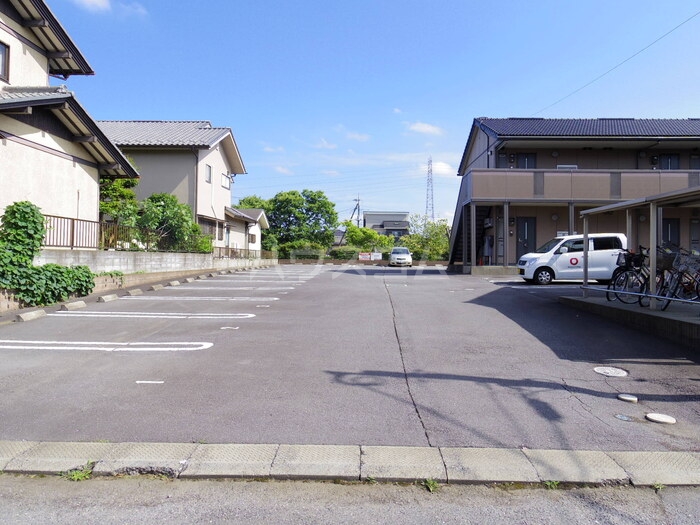 2/8 駐車場