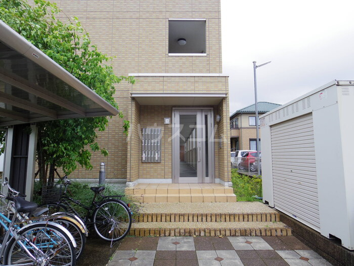 2/8 エントランス