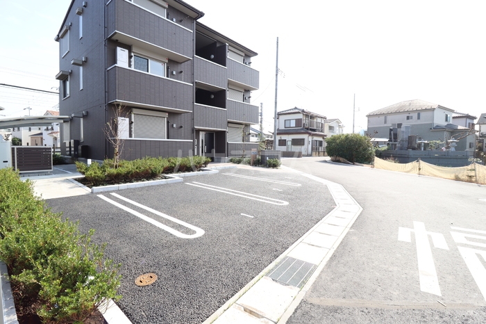 17/22 駐車場