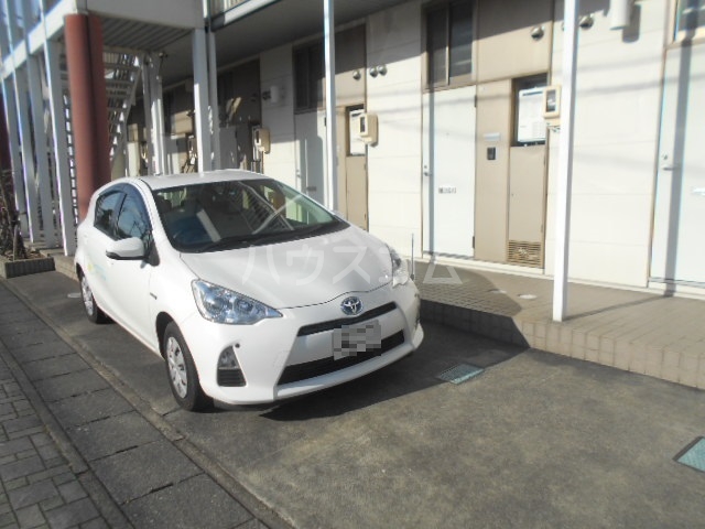 21/27 駐車場