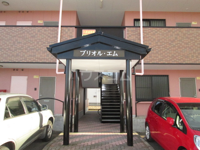 2/4 エントランス