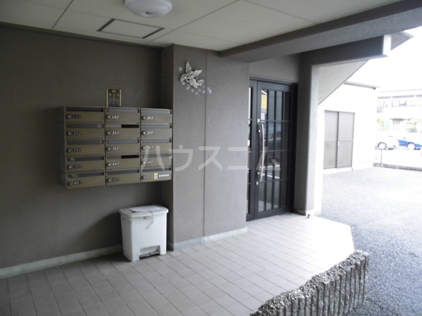 20/29 エントランス