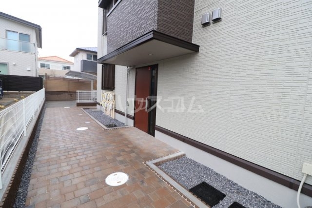 2/5 エントランス