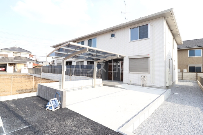 2/5 駐車場