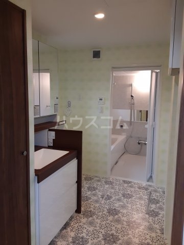 19/30 洗面
