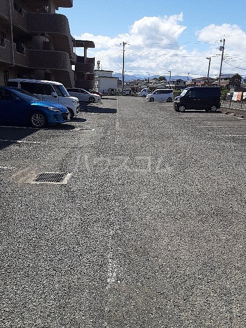 15/25 駐車場