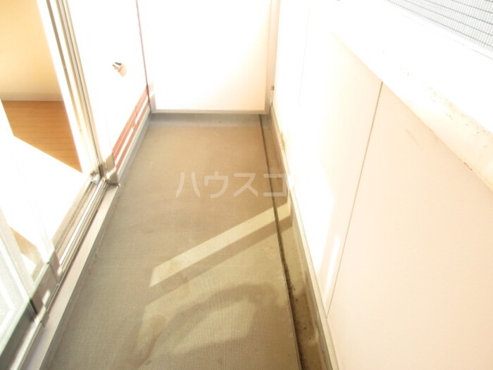 13/22 バルコニー