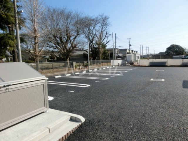 15/22 駐車場