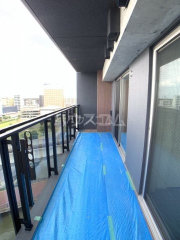 23/30 バルコニー