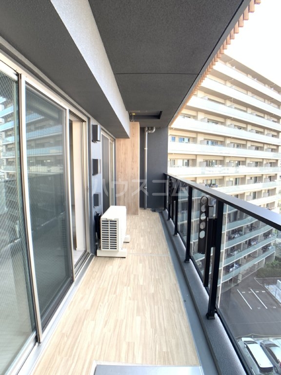 23/30 バルコニー