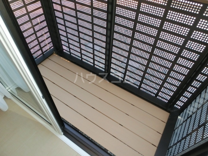 13/22 バルコニー