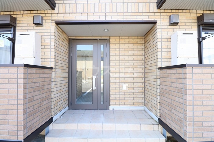 19/22 エントランス