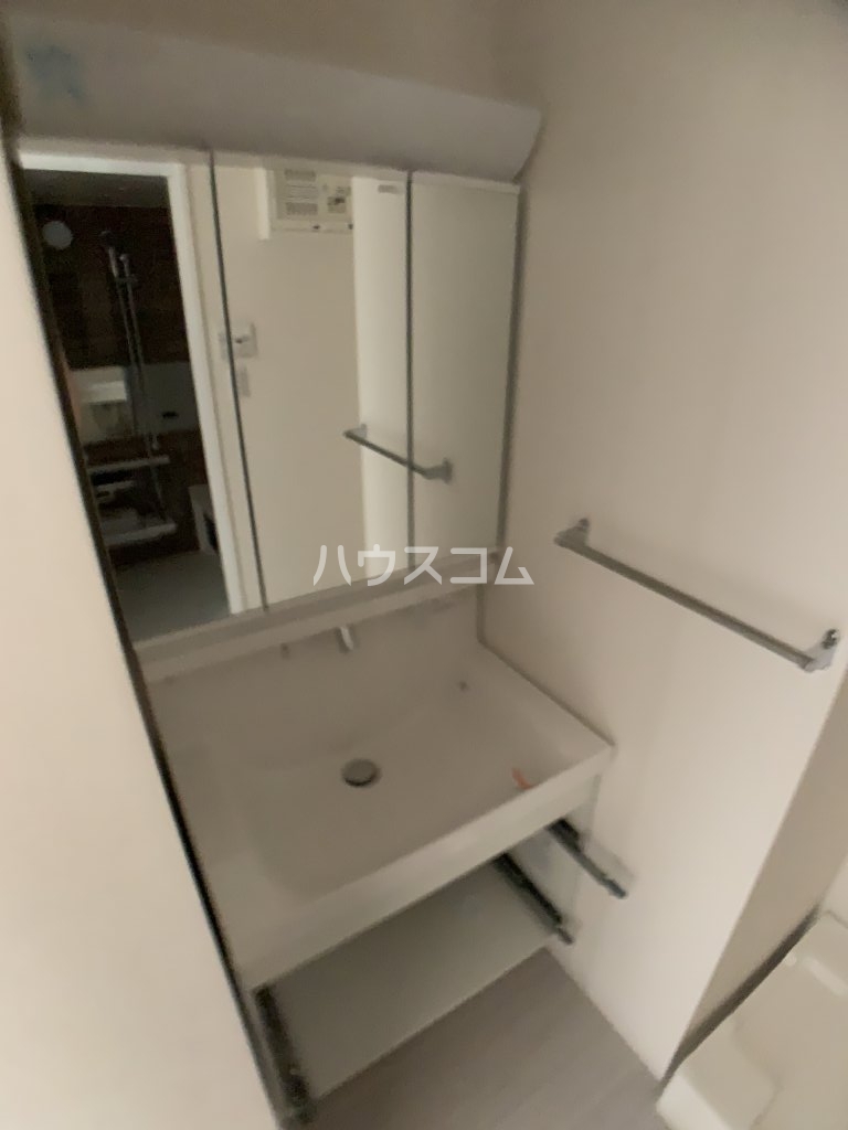 17/30 洗面