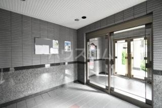 14/19 エントランス