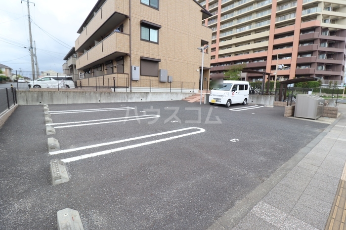 20/26 駐車場