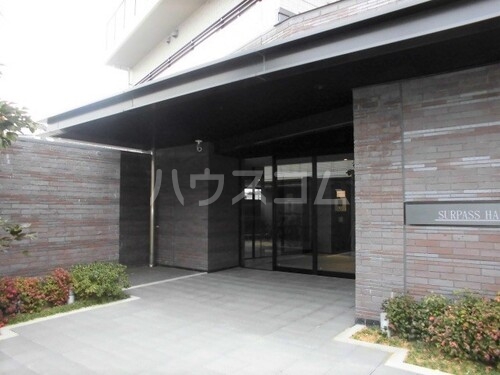 13/15 エントランス