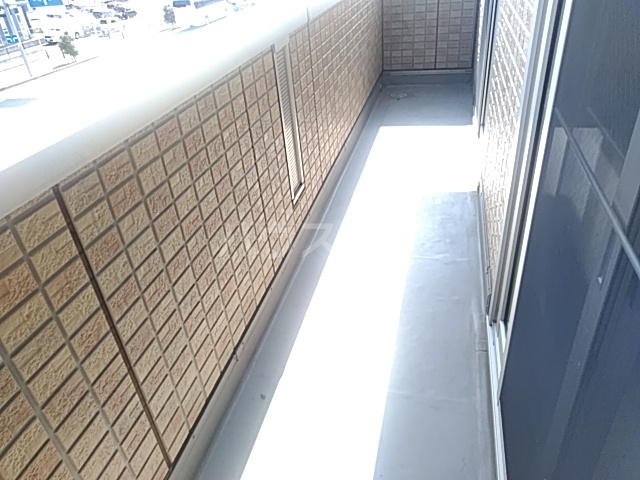 20/30 バルコニー
