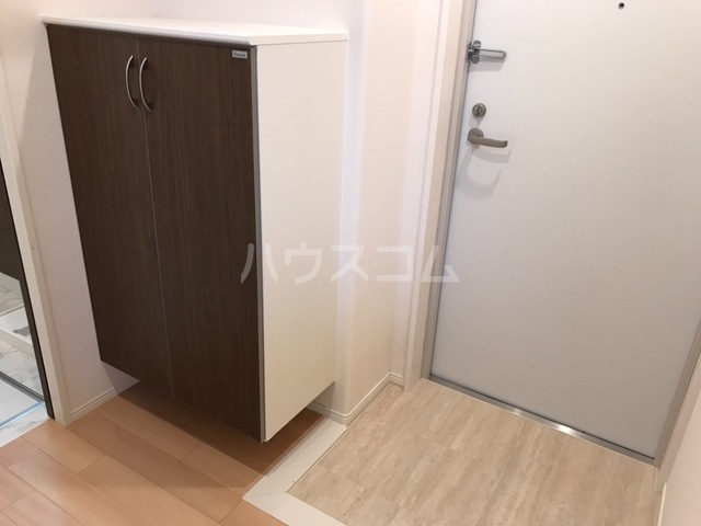 13/30 玄関