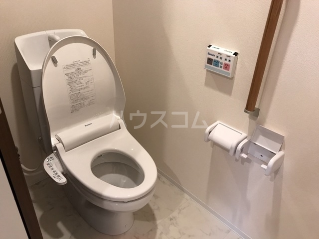 18/30 トイレ