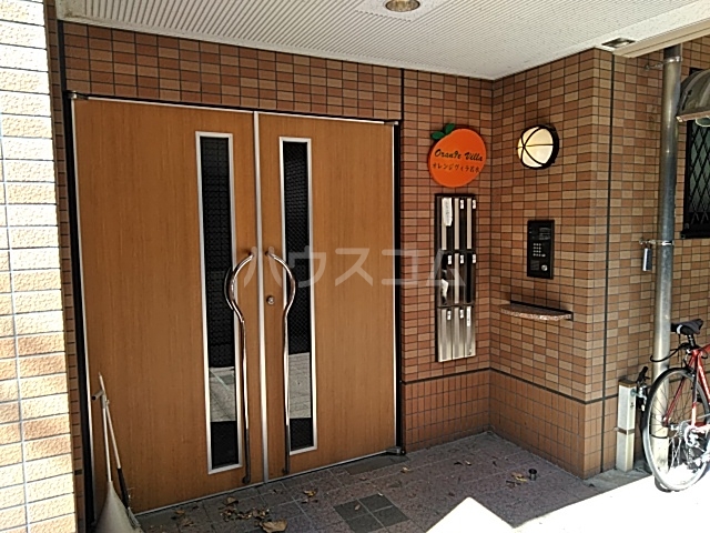 22/29 エントランス