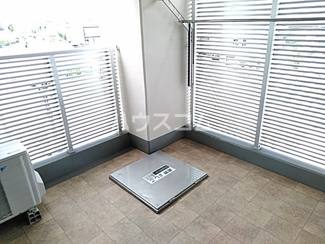 17/28 バルコニー