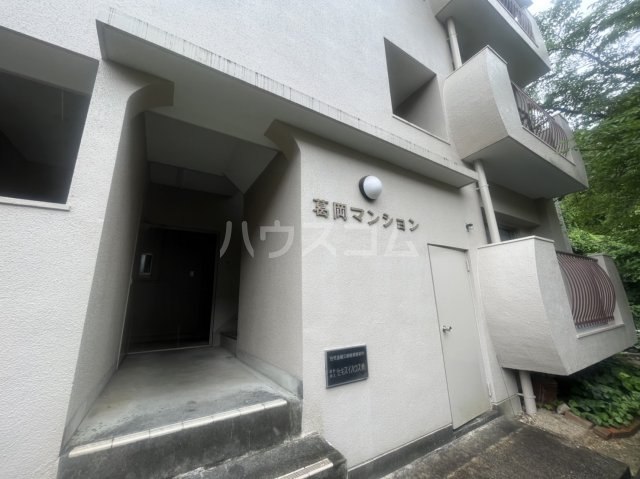 21/28 エントランス