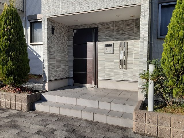 20/28 エントランス