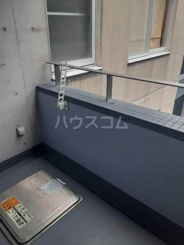 15/23 バルコニー