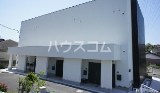 18/28 エントランス